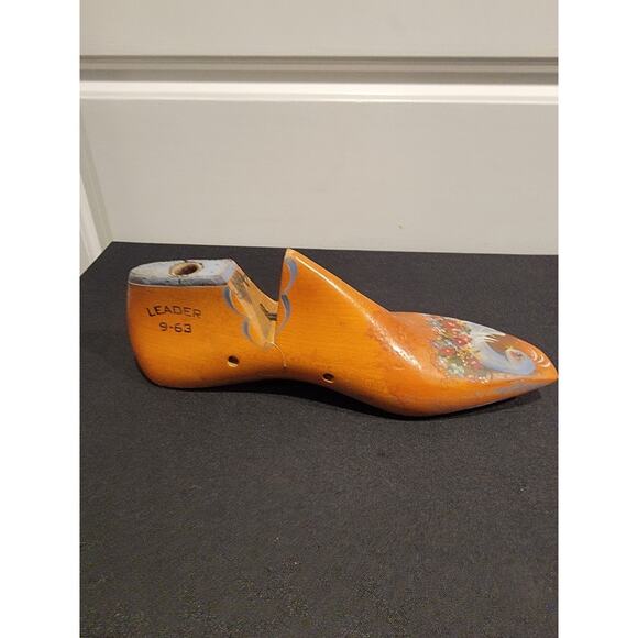 Shoe Form Wood Floral Painted Eclectic Home Decor Dove Art - Picture 7 of 11